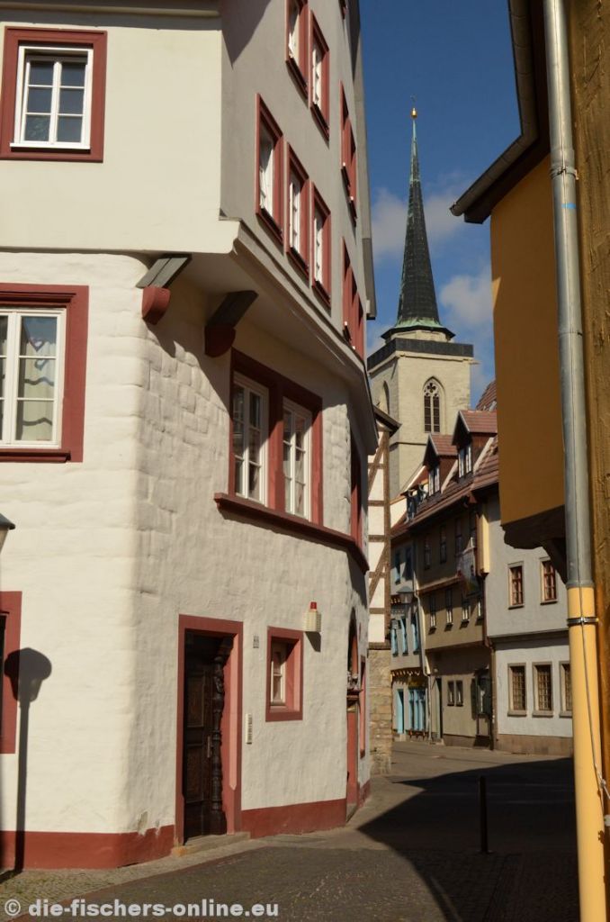 Große Arche
Blick auf die Allerheiligenkirche in der Marktstraße.

