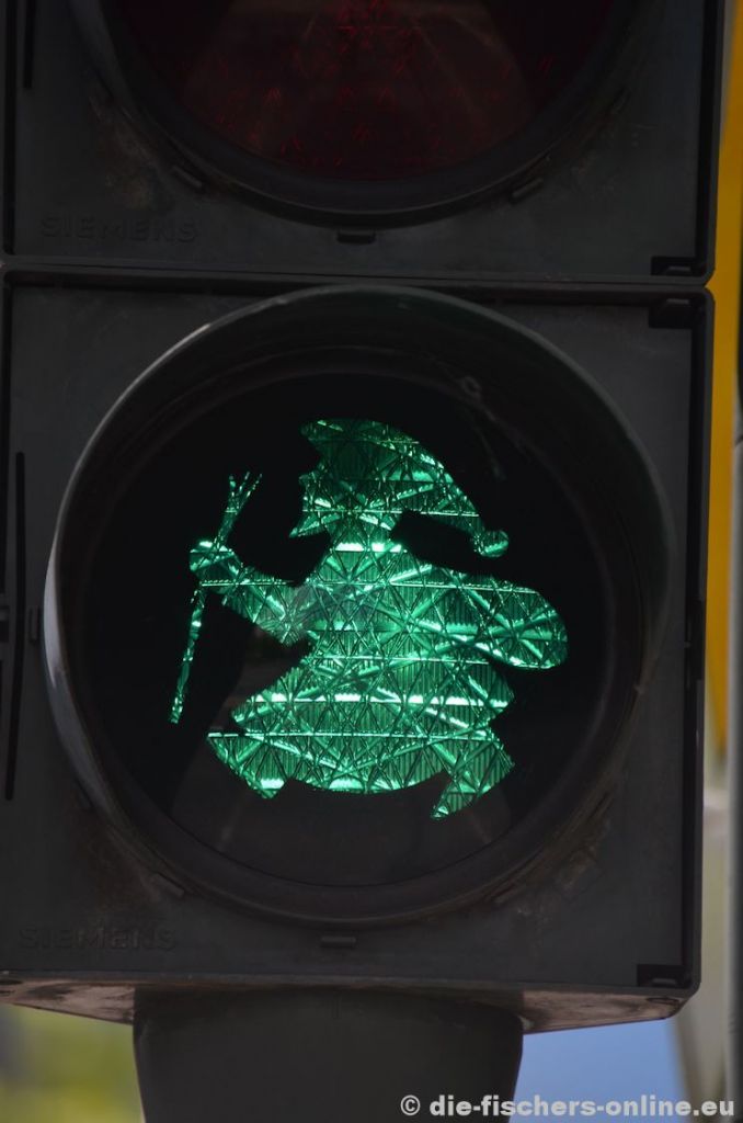 Ampelmännchen auf Schatzsuche
Juri-Gagarin-Ring/Krämpferstraße
