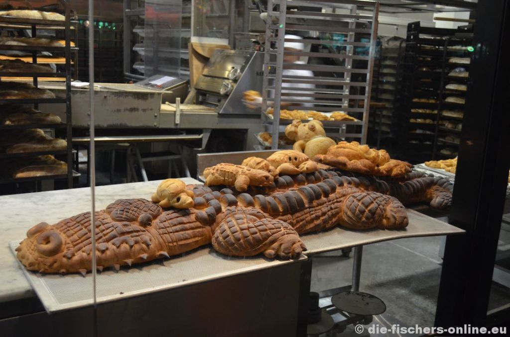 San Francisco: Handwerkskunst auf Fisherman's Wharf
In einer Bäckerei werden die unterschiedlichsten Figuren aus Brotteig hergestellt.
